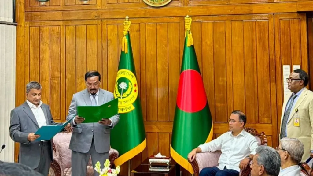 সংসদ সদস্য হিসেবে শপথ নিলেন চট্টগ্রাম-২ আসনের সরোয়ার আলমগীর